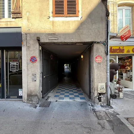 Apartment Le Splendide De Poincare Nancy